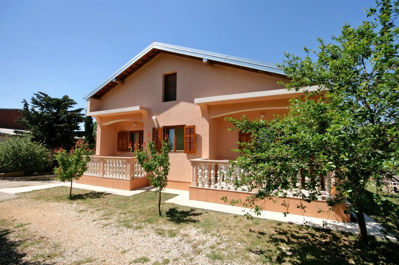 Apartments With A Parking Space Rovanjska, Paklenica - 6209 Экстерьер фото
